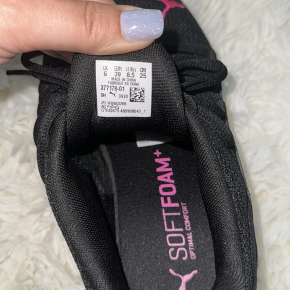 Pumas size 8.5 - Picture 4 of 5